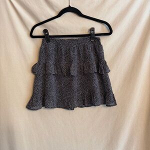 Altar’d State Juniors’ Small Black and White Ruffle Skirt